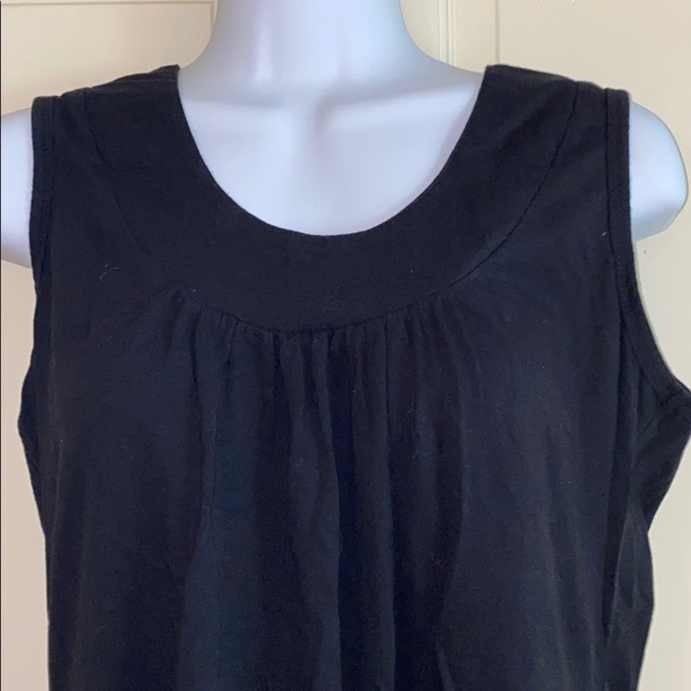 Black scoop neck tunic